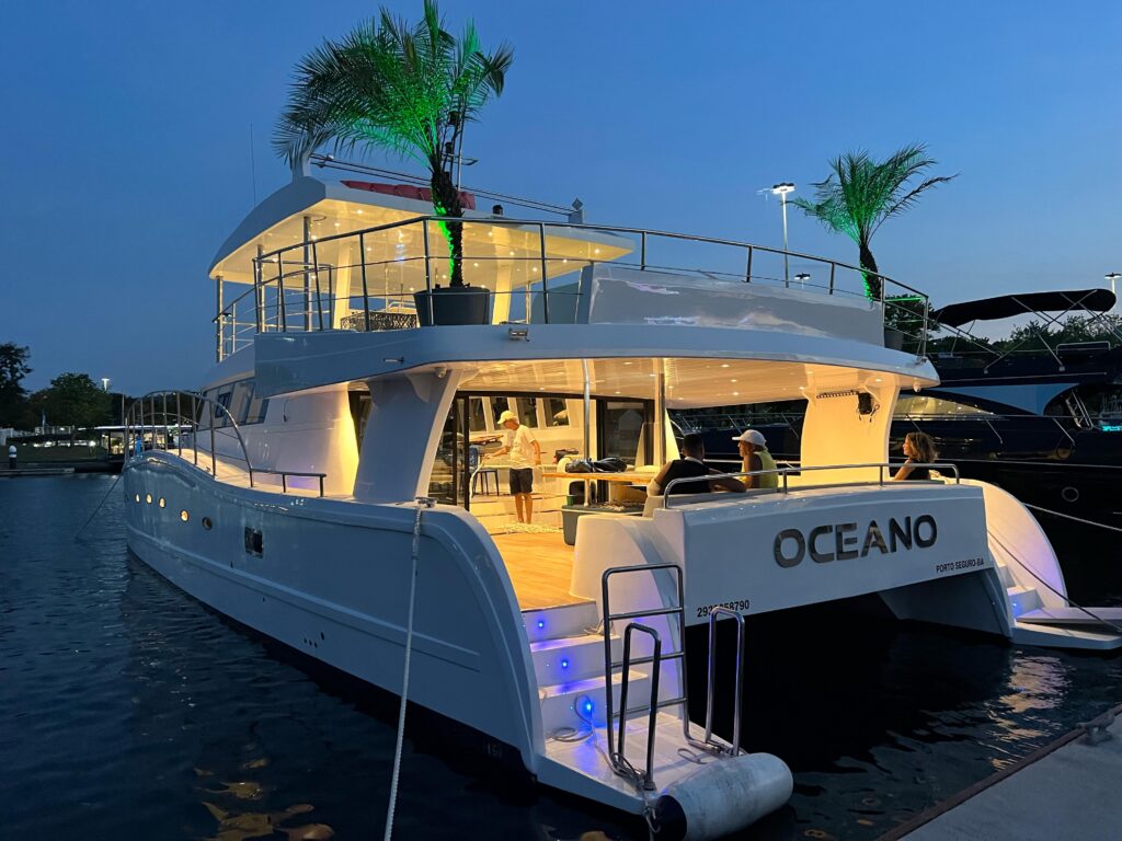 Catamarã Oceano