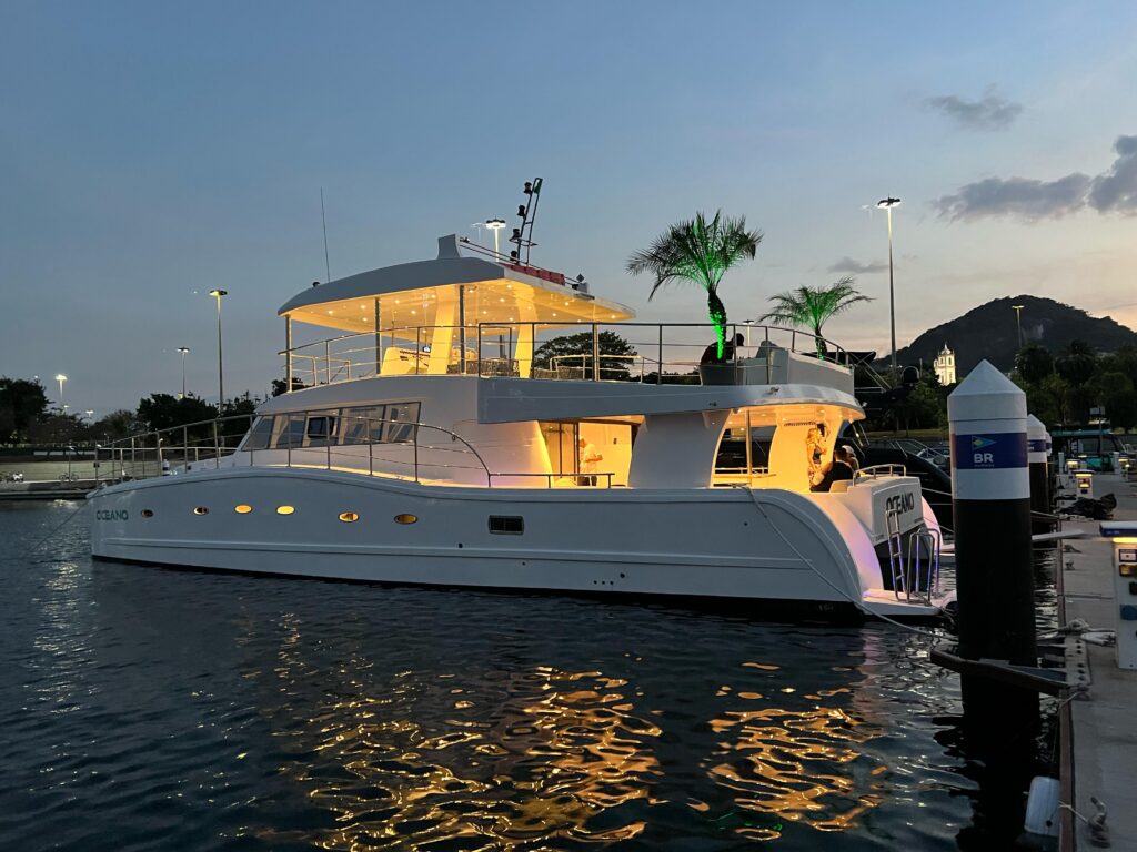Catamarã Oceano