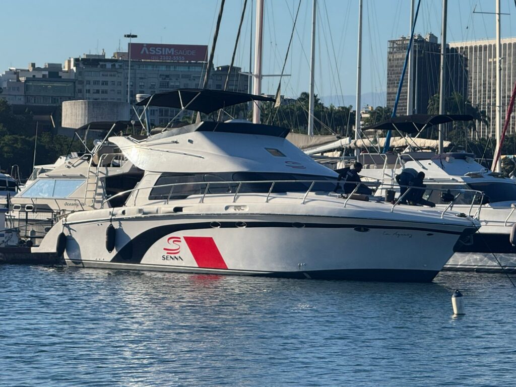 Yatch Senna